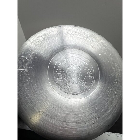 Denmark Aluminum 6-Liter Pressure Cooker With Locking Lid For Fast Cooking - Picture 6 of 7